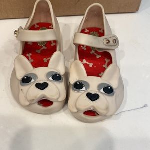 Mini Melissa French bulldog shoes size 6